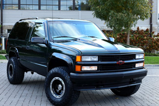 Used 1998 Chevrolet Tahoe 4WD 2-Door w/ Preferred Equipment Group 2 image 1