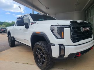 Used 2024 GMC Sierra 2500 AT4 w/ Technology Package image 1