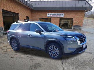 Used 2023 Nissan Pathfinder SL w/ SL Premium Package image 1