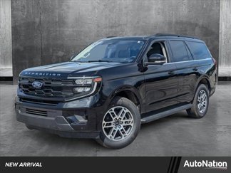New 2025 Ford Expedition Active image 1