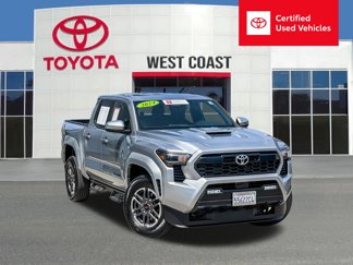 Used 2024 Toyota Tacoma TRD Sport image 1