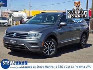 Used 2020 Volkswagen Tiguan SE image 1