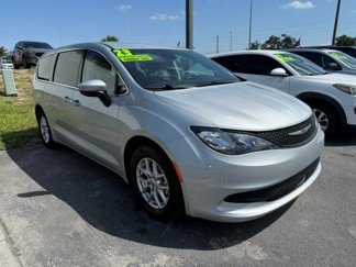 Used 2023 Chrysler Voyager LX image 1