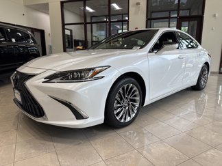 New 2025 Lexus ES 300h w/ Luxury Package image 1