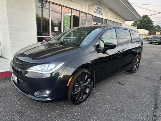 Used 2019 Chrysler Pacifica Touring Plus w/ S Appearance Package image 1