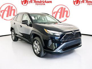 Used 2024 Toyota RAV4 XLE image 1