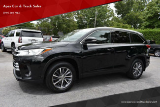 Used 2019 Toyota Highlander XLE image 1