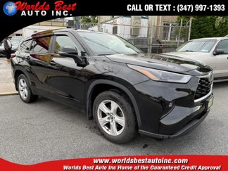 Used 2023 Toyota Highlander LE image 1