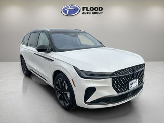 New 2025 Lincoln Nautilus Reserve image 1