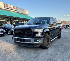 Used 2017 Ford F150 XLT image 1