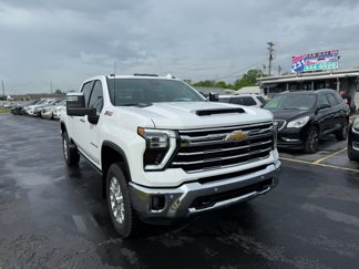 Used 2024 Chevrolet Silverado 2500 LTZ w/ LTZ Convenience Package image 1