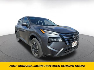 Used 2024 Nissan Rogue SV image 1