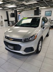 Used 2020 Chevrolet Trax LS image 1