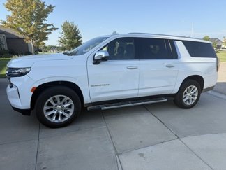 Used 2023 Chevrolet Suburban Premier image 1