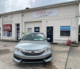 Used 2017 Honda Accord LX image 1