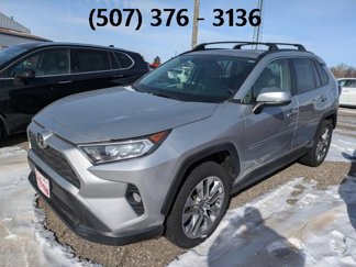 Used 2020 Toyota RAV4 XLE Premium image 1