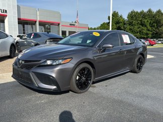 Certified 2024 Toyota Camry SE image 1
