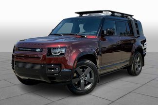 New 2025 Land Rover Defender 130 X-Dynamic SE image 1