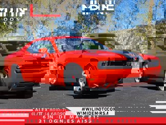 Used 2008 Dodge Challenger SRT8 image 1