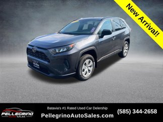 Used 2020 Toyota RAV4 LE image 1
