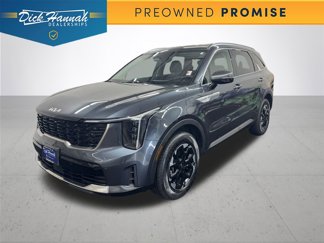 Used 2024 Kia Sorento S image 1