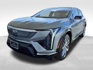 New 2025 Cadillac Optiq Luxury 1 image 1