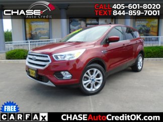 Used 2019 Ford Escape SE image 1