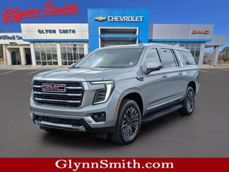 Used 2025 GMC Yukon XL Elevation w/ LPO, Elevation Black Package image 1
