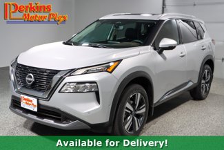 Used 2023 Nissan Rogue SL image 1