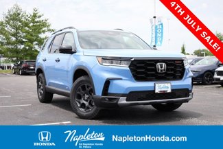 New 2025 Honda Pilot TrailSport image 1