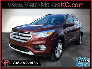 Used 2018 Ford Escape SE image 1