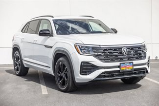 New 2026 Volkswagen Atlas Cross Sport SEL R-Line image 1