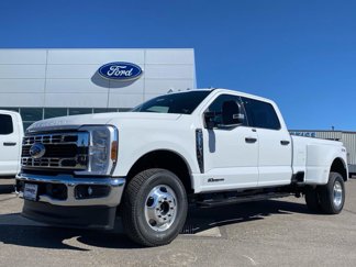 New 2025 Ford F350 4x4 Crew Cab DRW Super Duty image 1