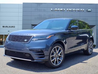 New 2026 Land Rover Range Rover Velar Dynamic SE image 1