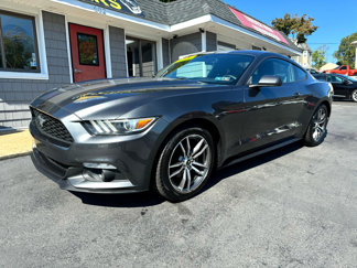 Used 2016 Ford Mustang Coupe image 1