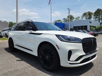 New 2025 Lincoln Aviator Reserve w/ Luxury Package image 1
