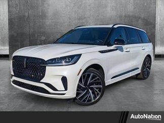New 2025 Lincoln Aviator Black Label w/ Jet Appearance Package image 1