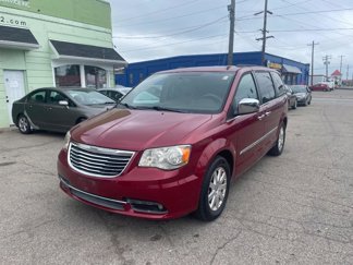 Used 2012 Chrysler Town & Country Touring-L w/ Entertainment Group #2 image 1