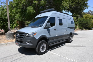 Used 2019 Mercedes-Benz Sprinter 4x4 144 w/ Premium Plus Package image 1