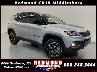 New 2025 Jeep Compass Trailhawk image 1