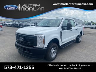 New 2025 Ford F250 4x4 Crew Cab Super Duty image 1