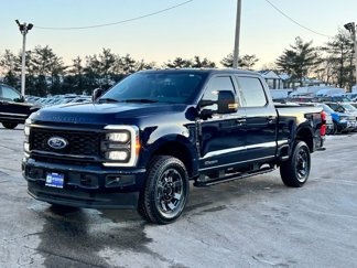 Used 2023 Ford F350 Lariat image 1