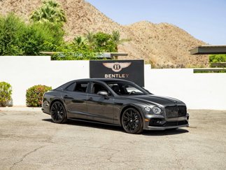 Used 2024 Bentley Flying Spur W12 image 1