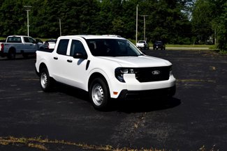 New 2025 Ford Maverick XL image 1