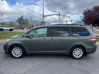 Used 2012 Toyota Sienna Limited image 1