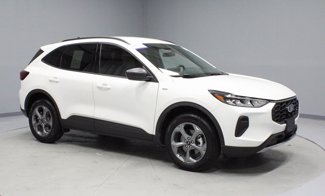Used 2025 Ford Escape ST-Line w/ Tech Pack #1 image 1