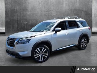 New 2025 Nissan Pathfinder Platinum image 1