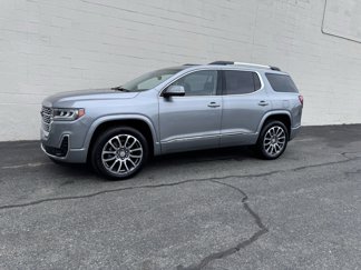 Used 2023 GMC Acadia Denali image 1