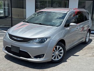 Used 2018 Chrysler Pacifica Touring-L image 1
