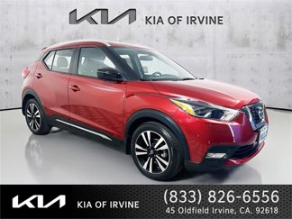 Used 2020 Nissan Kicks SR image 1